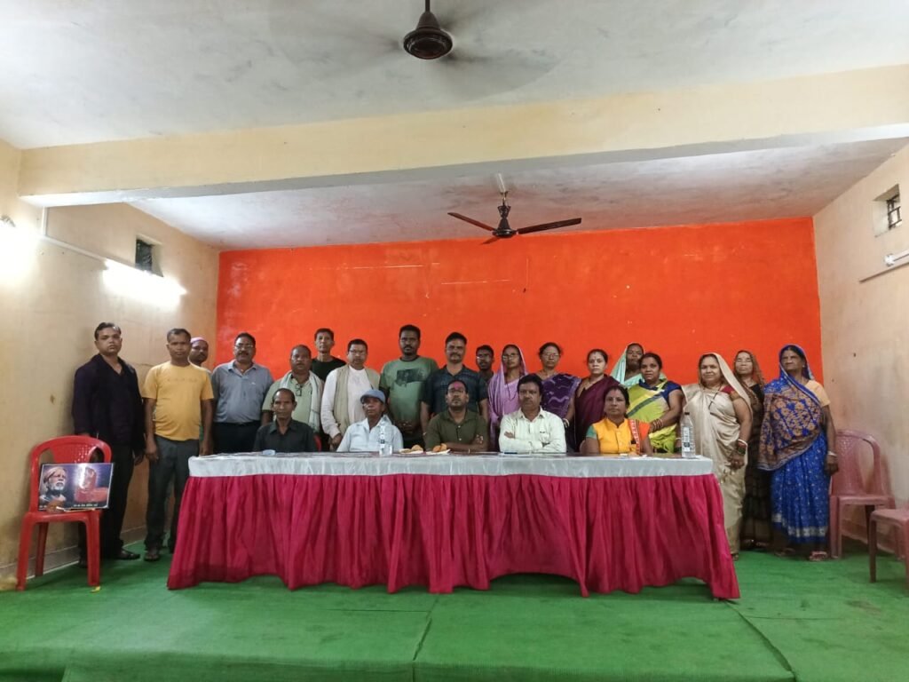 झेरिया धोबी समाज बांकीमोंगरा के माखन बने अध्यक्ष