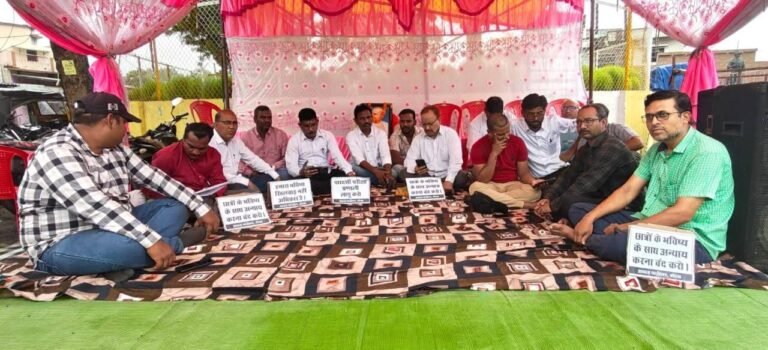वांगचुक के समर्थन में किया गया अनशन